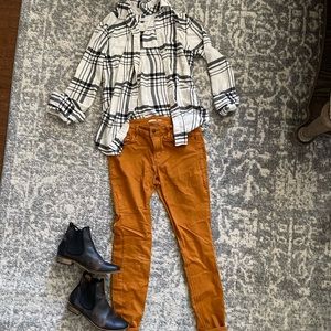 Mustard old navy super skinny rockstar jeans